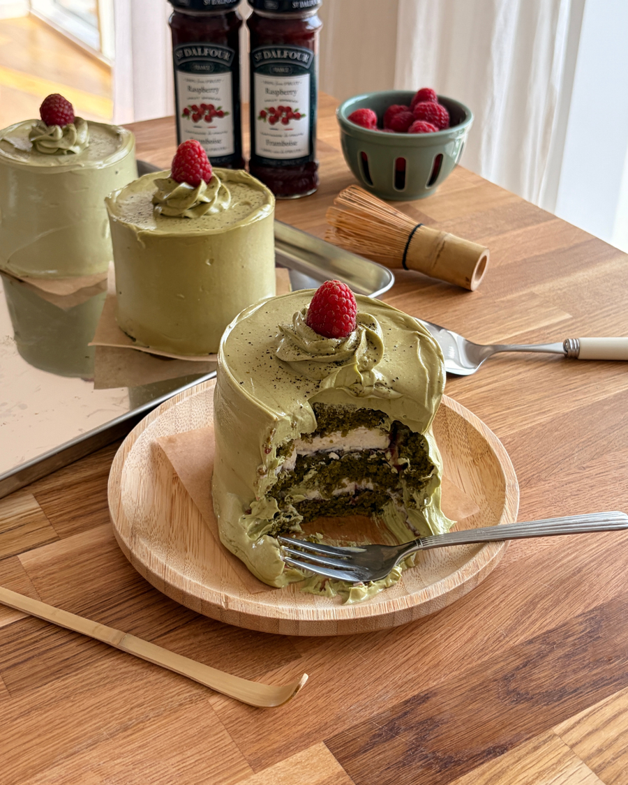 Mini Matcha Cakes with Raspberry Fruit Spread