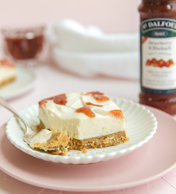 No-Bake-Strawberry-&-Rhubarb-Cheesecake-with-Petzel-Crust_-971-10