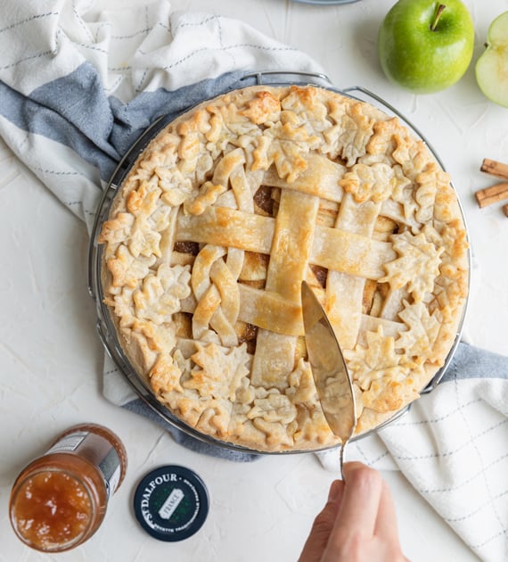 Bourbon & Cinnamon Apple Pie